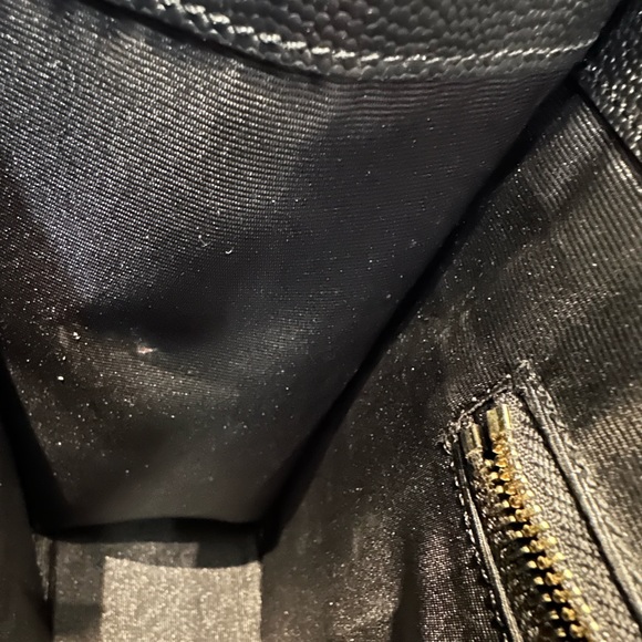 Envelope Large Quilted Leather Crossbody - Picture 14 of 15